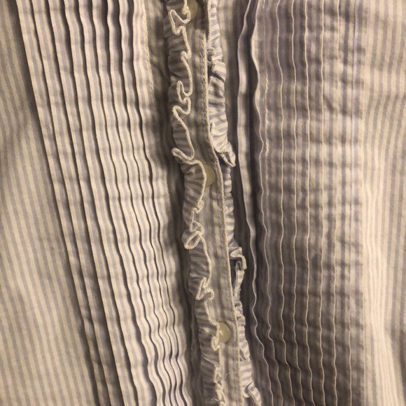 Gap striped button down - Picture 3 of 7